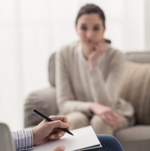 Woman at our Outpatient bipolar disorder treatment center in Atlanta, Georgia